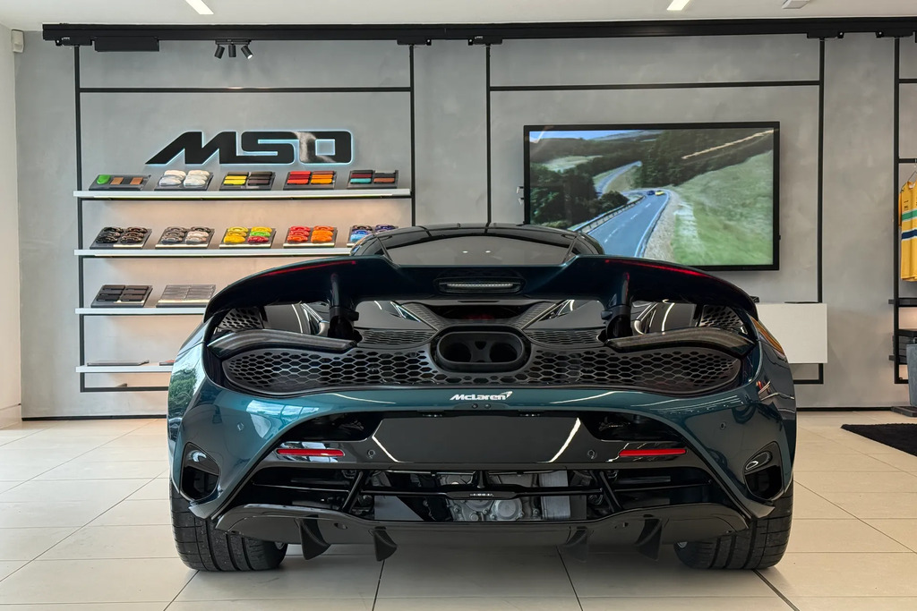 McLaren GT Gt Coupe RE73ZNB Green #3