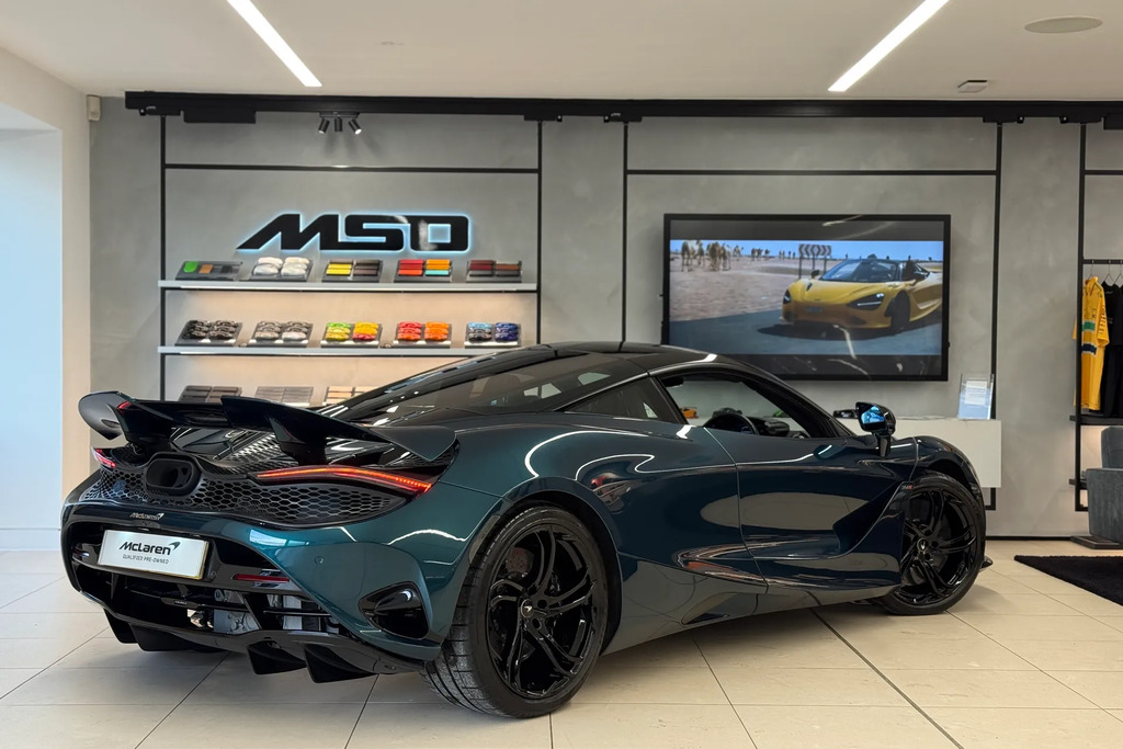 McLaren GT Gt Coupe RE73ZNB Green #2