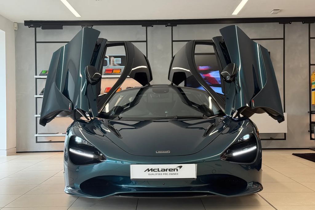 McLaren GT Gt Coupe RE73ZNB Green #4