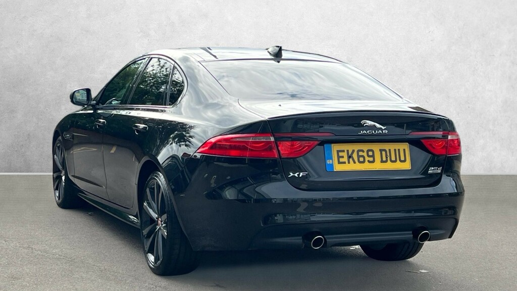 Jaguar XF R-sport Black #2