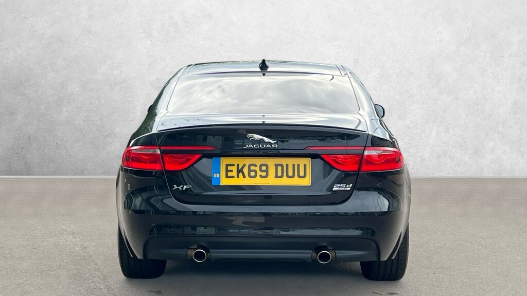 Jaguar XF R-sport Black #6