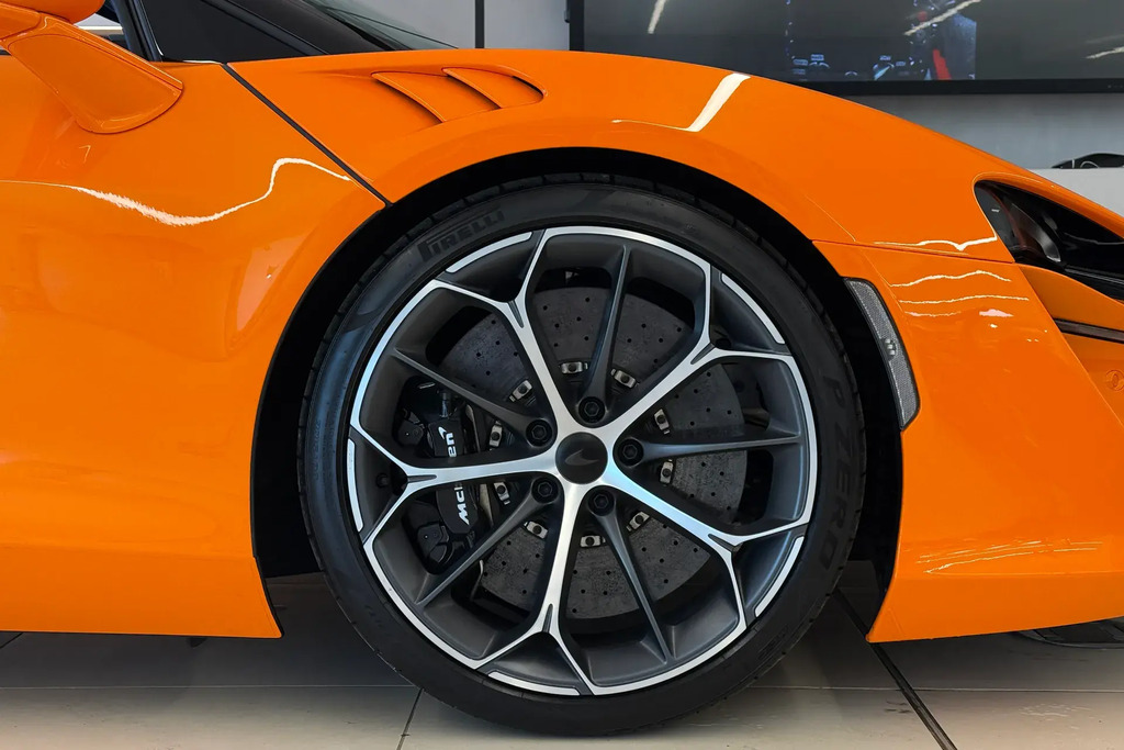 McLaren Artura V6 Phev 700 Ssg RJ25DKK Red #12