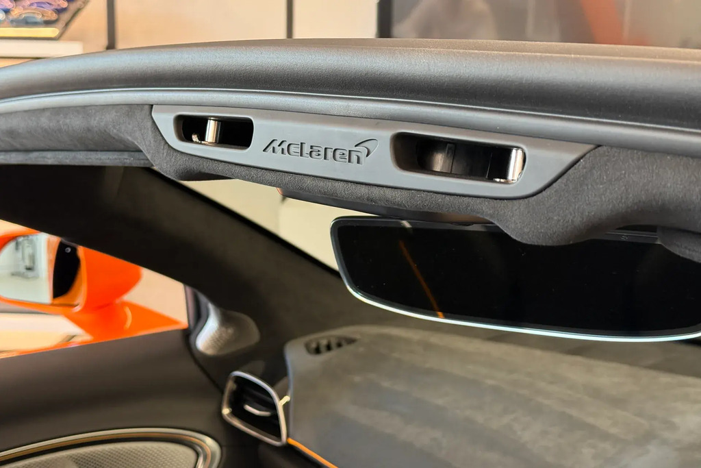 McLaren Artura V6 Phev 700 Ssg RJ25DKK Red #9
