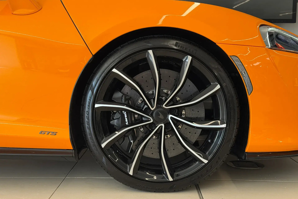 McLaren Coupe Coupe Orange #22