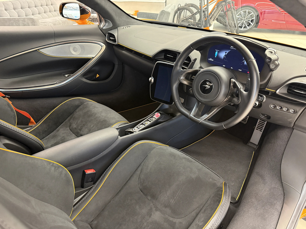 McLaren Artura V6 Phev Orange #2