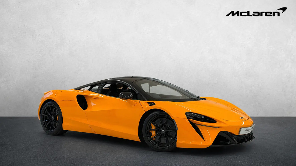 McLaren Artura V6 Phev Orange
