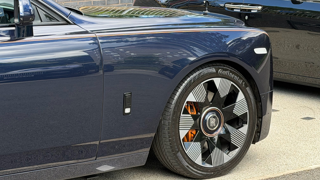 Rolls-Royce Phantom 6.75 V12 Saloon Euro 6 571 Ps Black #13
