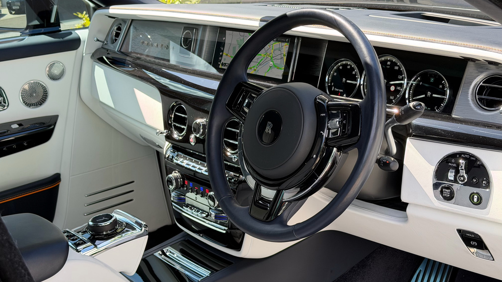 Rolls-Royce Phantom 6.75 V12 Saloon Euro 6 571 Ps Black #9