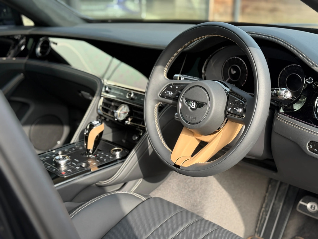 Bentley Flying Spur Black Edition Black #2