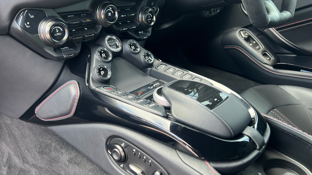 Aston Martin V8 V8 Dbx707 Touchtronic Brown #24