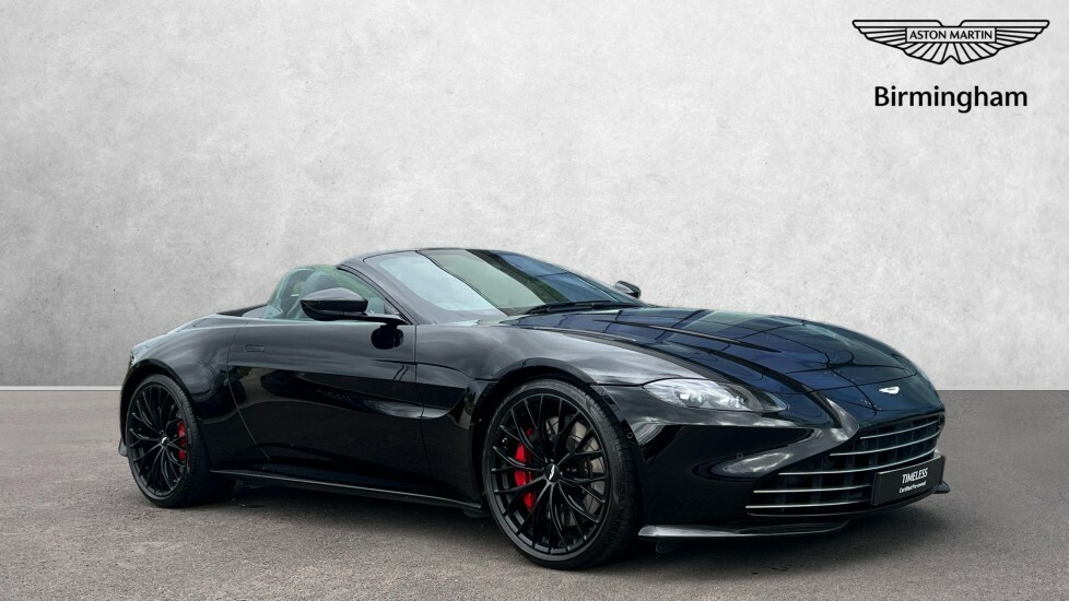 Aston Martin V8 Vantage Roadster Roadster Black