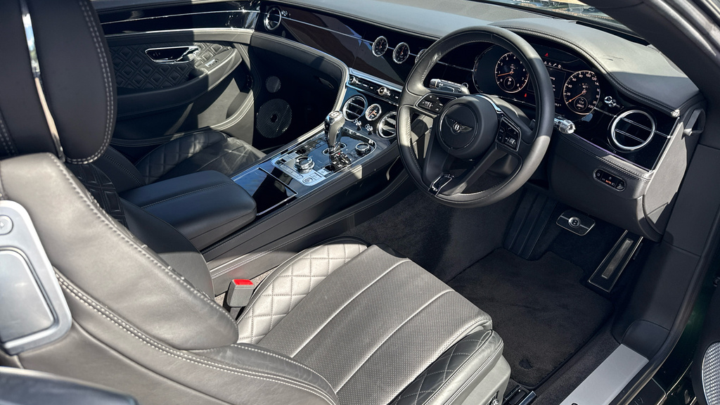 Bentley Continental Gt Coupe DK19VHA Green #2