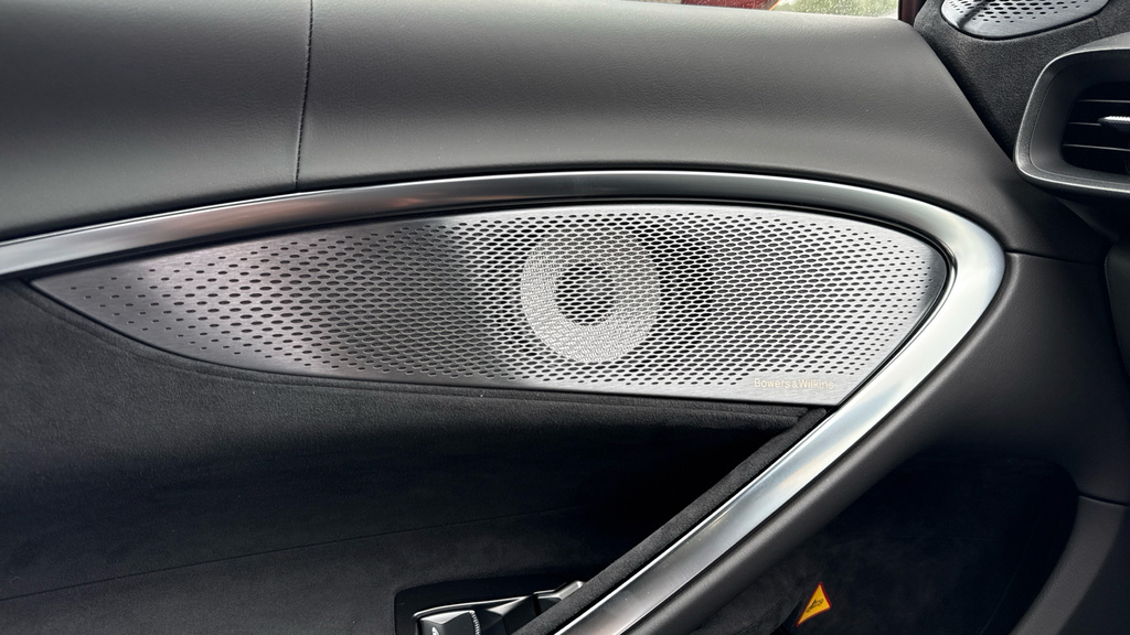 McLaren Artura 3.0T V6 7.4Kwh #17