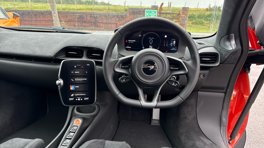 McLaren Artura 3.0T V6 7.4Kwh #9