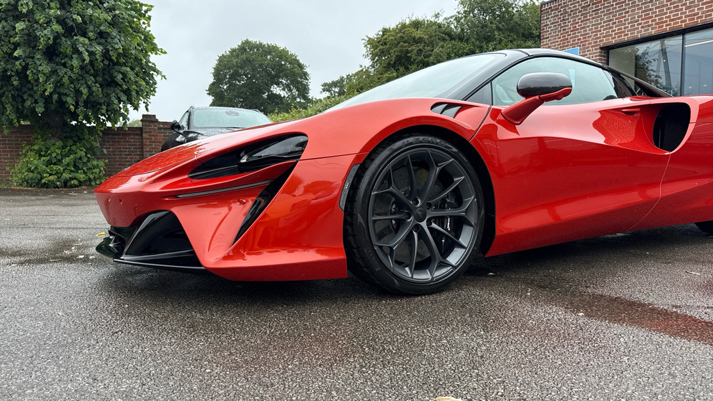 McLaren Artura 3.0T V6 7.4Kwh #11