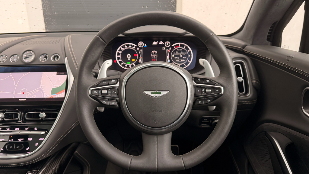 Aston Martin DBX V8 550 Green #11