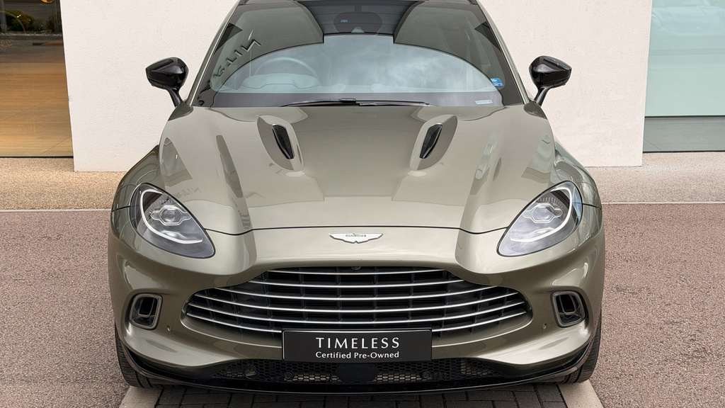Aston Martin DBX V8 550 Green #23