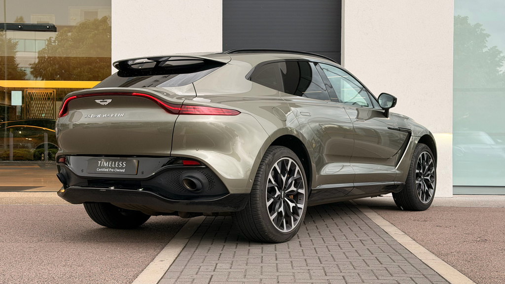 Aston Martin DBX V8 550 Green #34