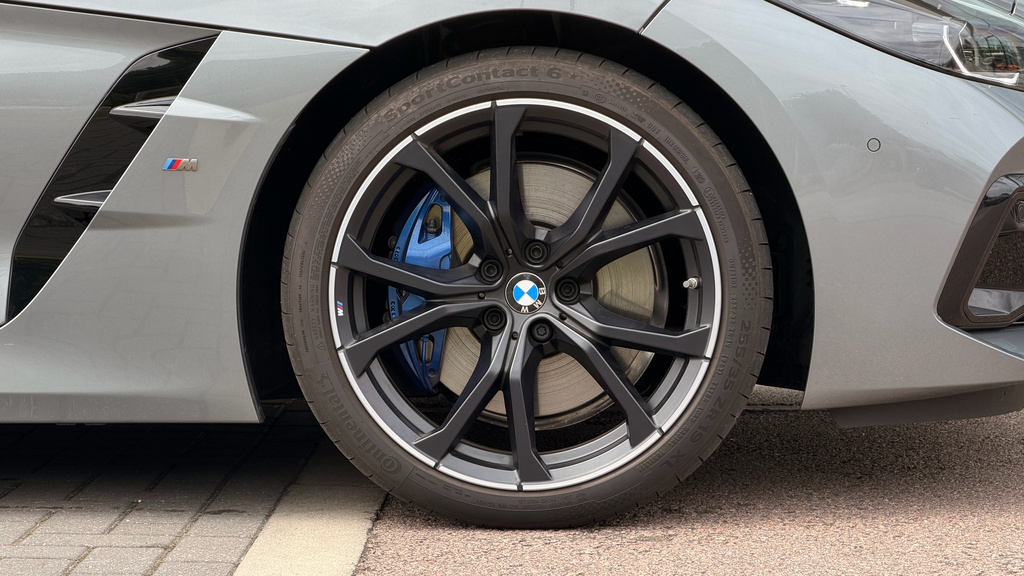 BMW Z4 M40i Shadowline Plus Grey #4