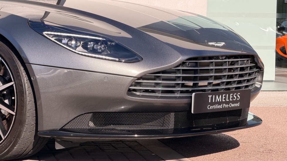 Aston Martin DB11 4.0L V8 Coupe Red #18