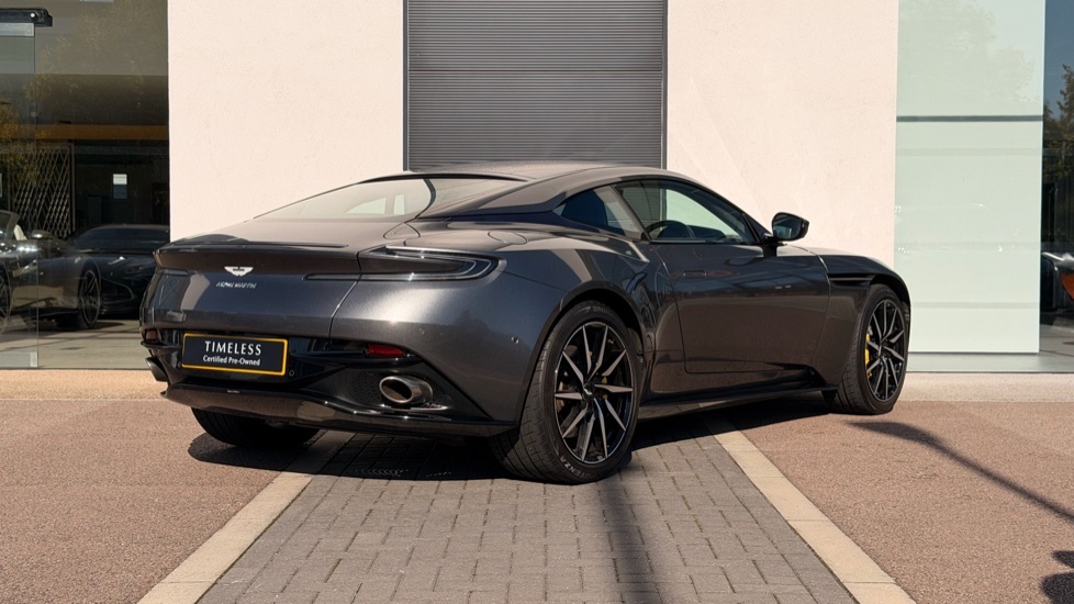 Aston Martin DB11 4.0L V8 Coupe Red #31