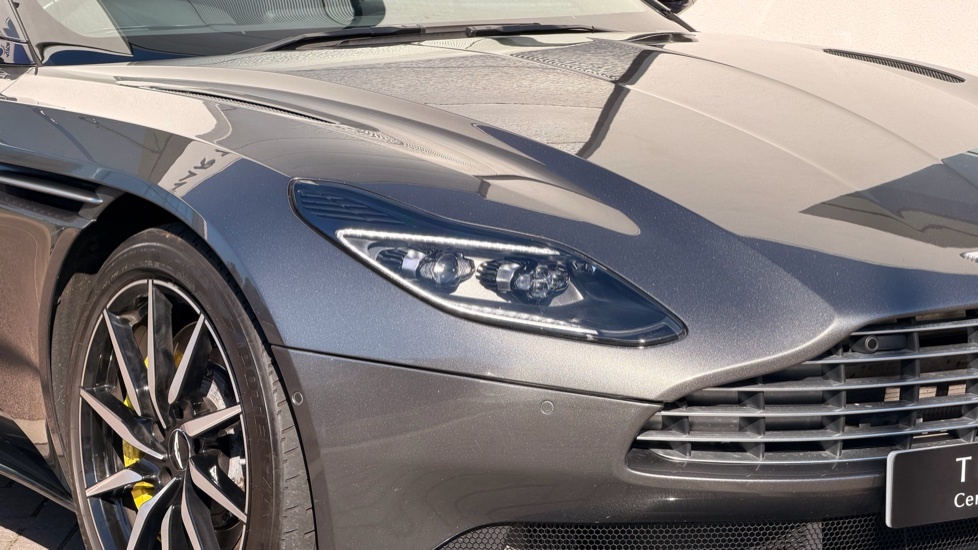 Aston Martin DB11 4.0L V8 Coupe Red #15