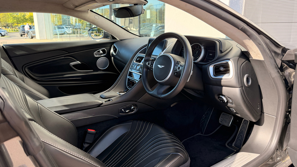 Aston Martin DB11 4.0L V8 Coupe Silver #3