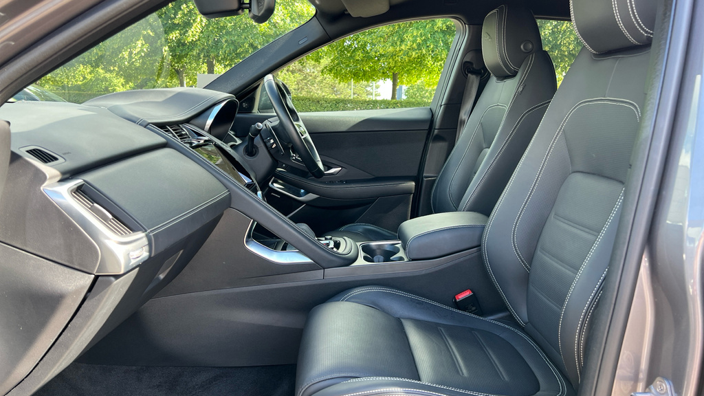 Jaguar E-Pace R-dynamic Hse Grey #4