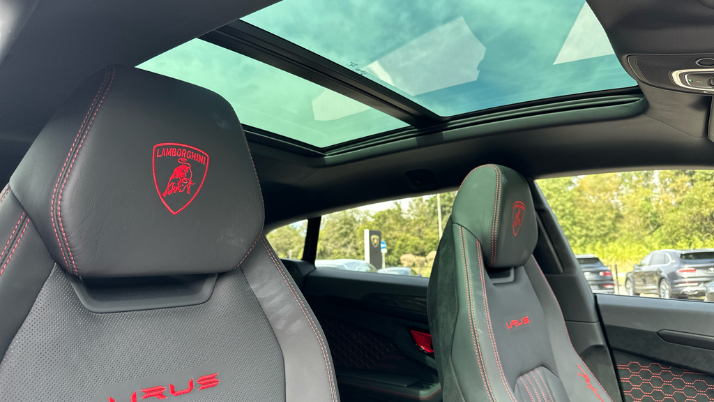Lamborghini Urus S V8 S - 1829 Miles Yellow #24