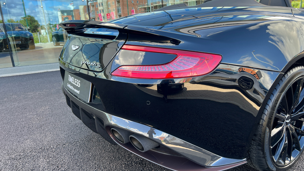 Aston Martin Vanquish V12 Black #8