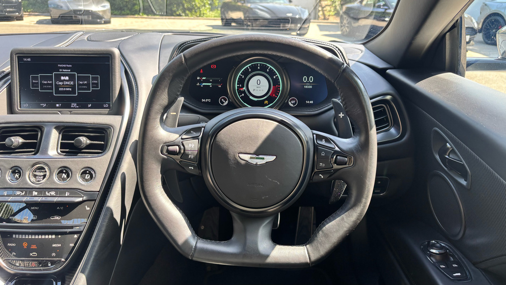 Aston Martin DB11 V8 Silver #11