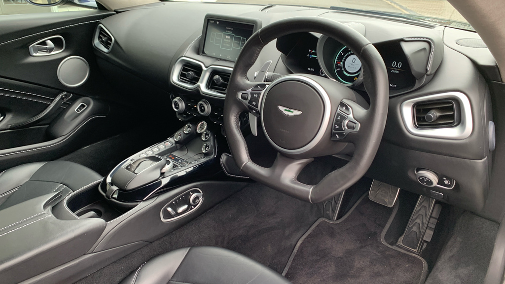 Aston Martin Vantage 4.0L V8 Coupe Silver #3