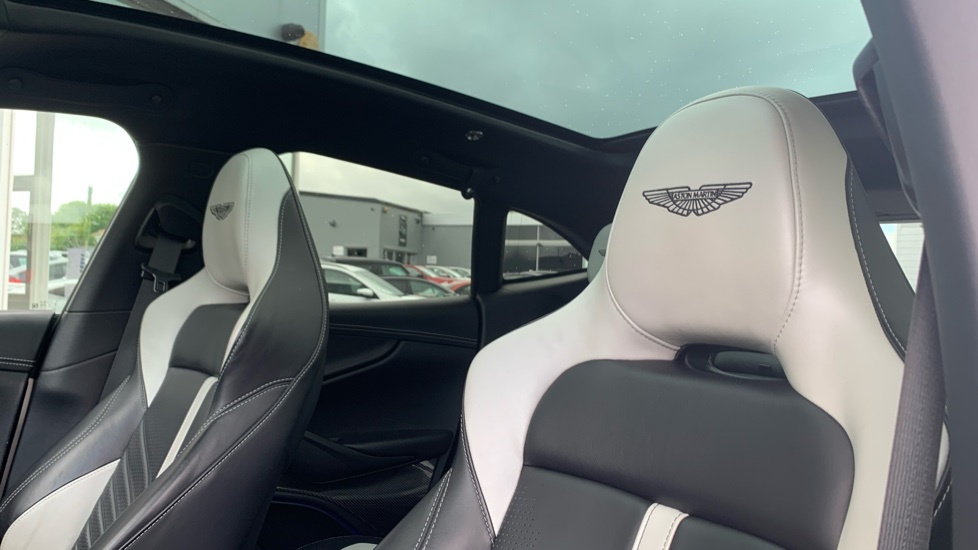 Aston Martin DBX Dbx V8 Grey #24