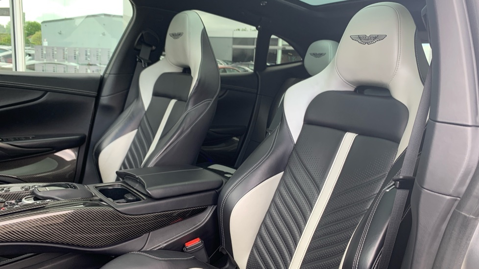 Aston Martin DBX Dbx V8 Grey #21