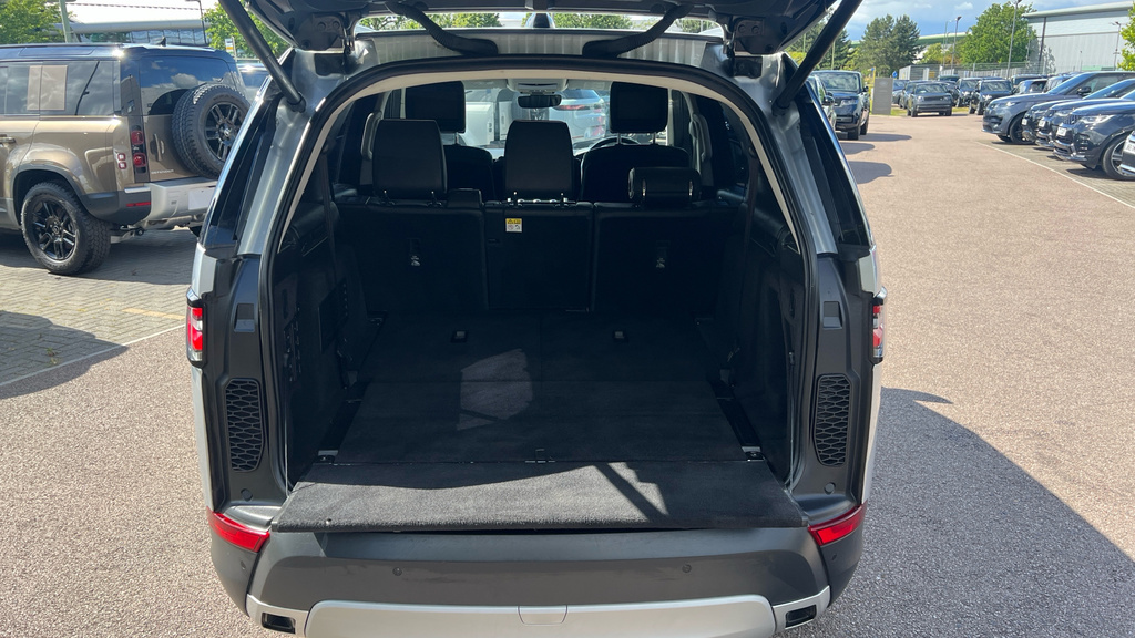 Land Rover Discovery Td4 Se Tech Black #10