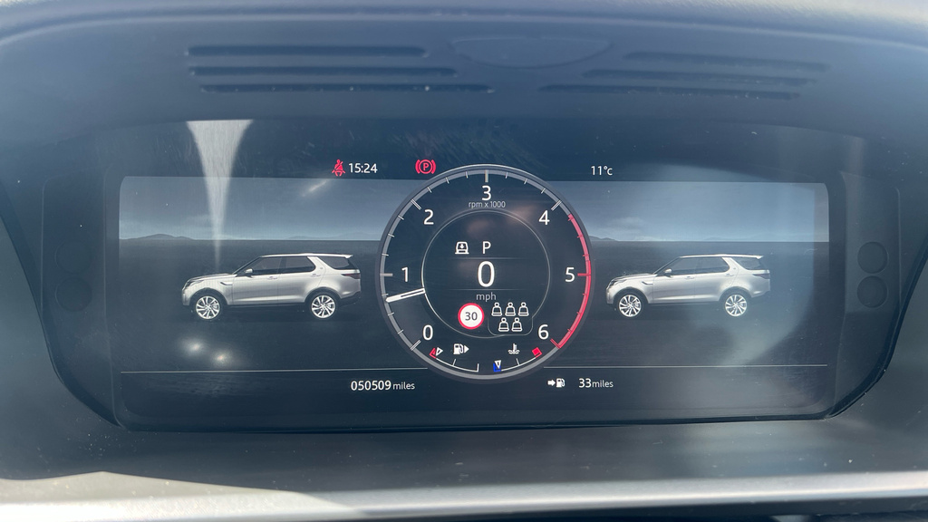 Land Rover Discovery Td4 Se Tech Black #16
