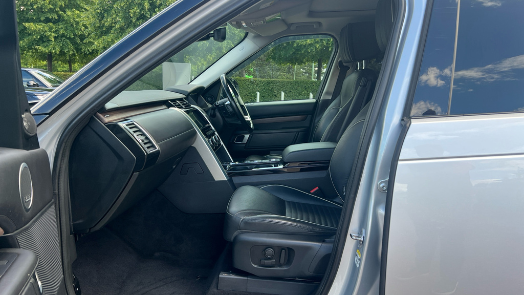 Land Rover Discovery Hse Luxury Silver #3