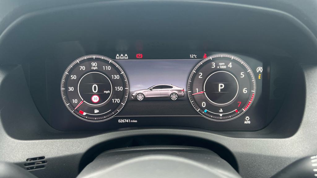 Jaguar XE R-dynamic S Blue #21