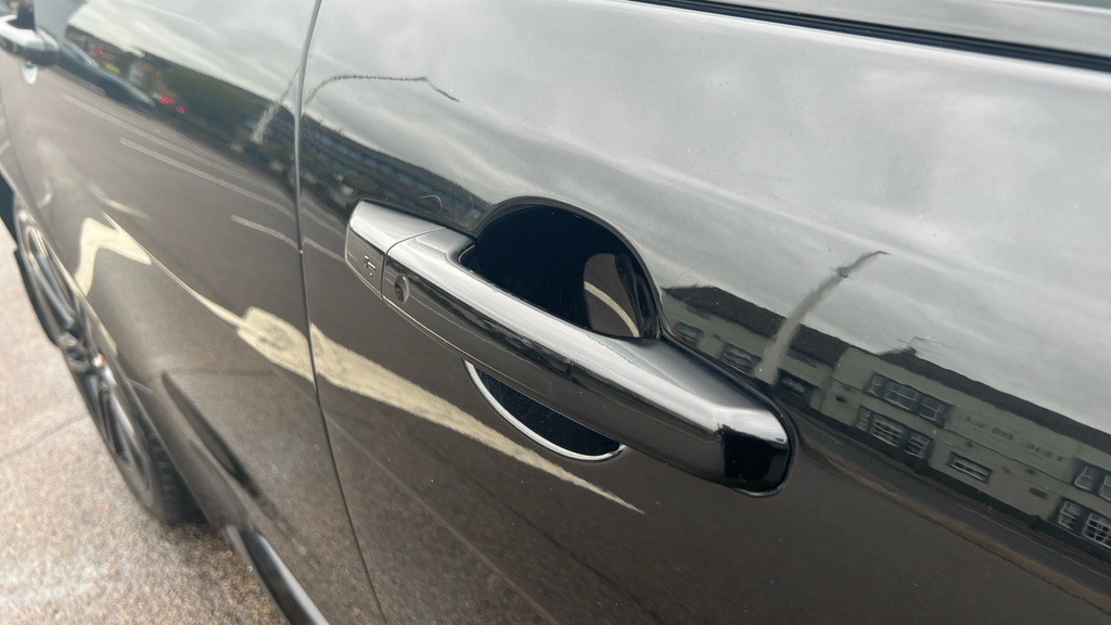 Jaguar XE R-dynamic S Blue #27