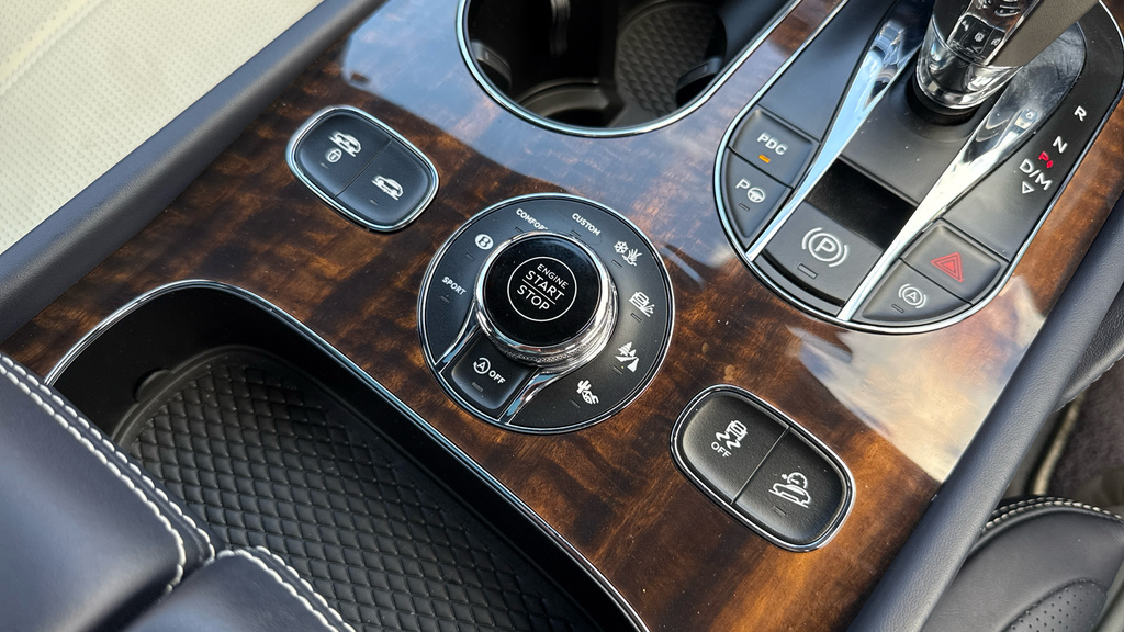 Bentley Bentayga Bentayga V8 Grey #27