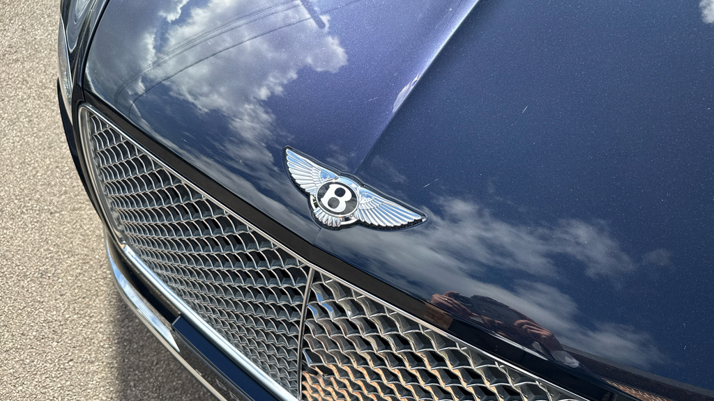 Bentley Bentayga Bentayga V8 Grey #11
