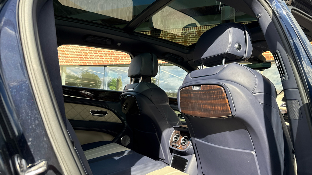 Bentley Bentayga Bentayga V8 Grey #15