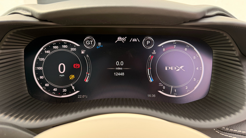 Aston Martin DBX 4.0L V8 550 Silver #6