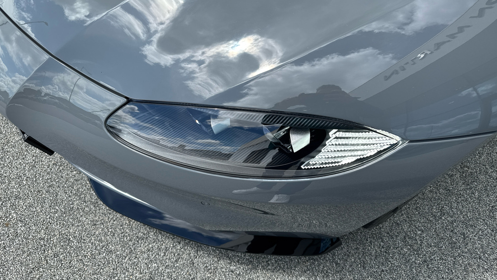 Aston Martin Vantage Sports White #15