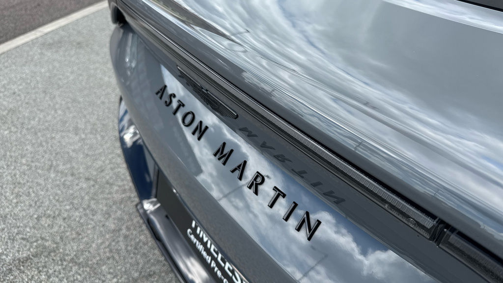 Aston Martin Vantage Sports White #21