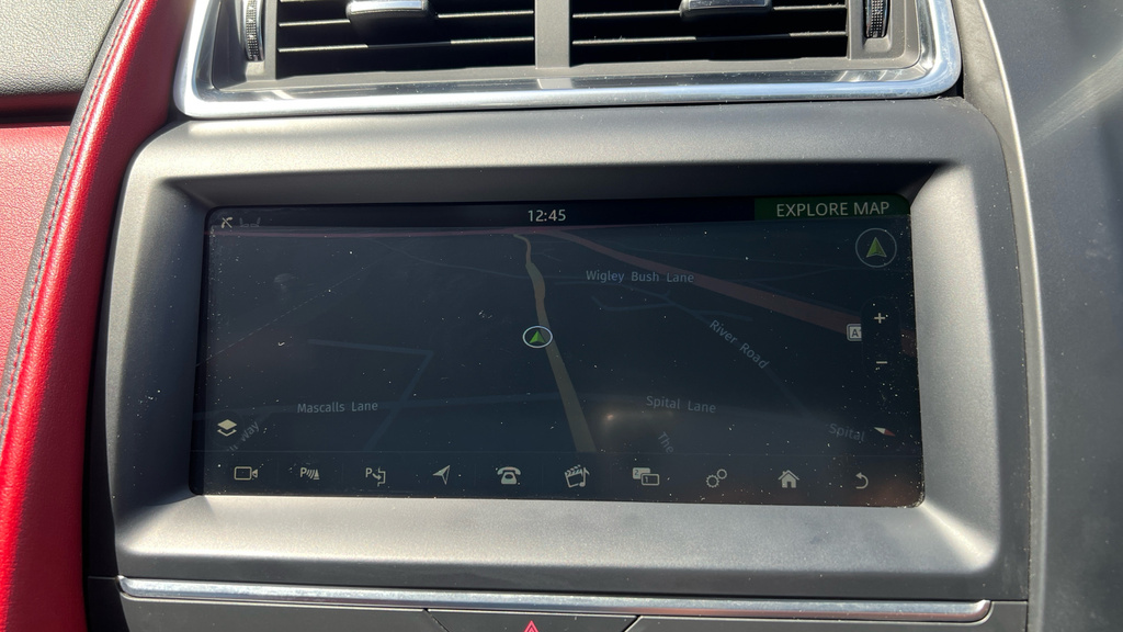 Jaguar E-Pace 2.0 S Awd 150Bhp - Rear Camera - Pan Roof - F White #28