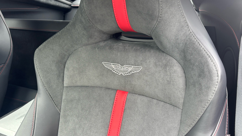 Aston Martin Vantage F1 Edition Black #5