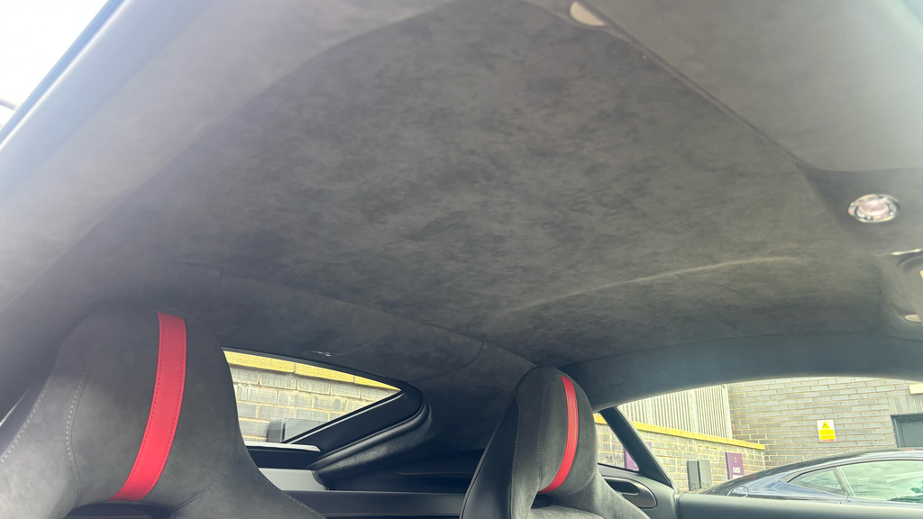 Aston Martin Vantage F1 Edition Zf 8 Speed Black #27