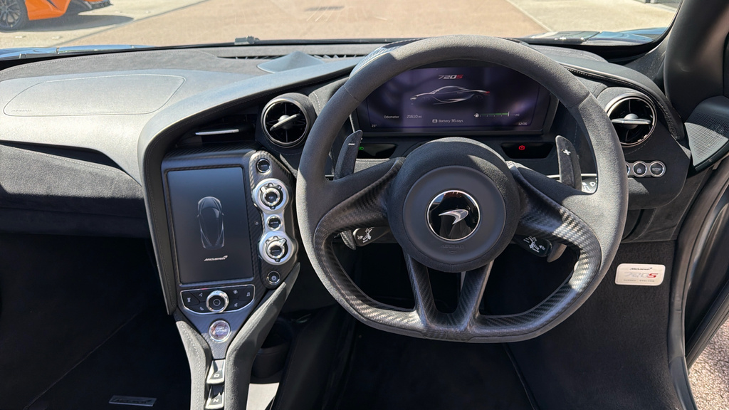 McLaren 720S 720S V8 S-a Blue #9