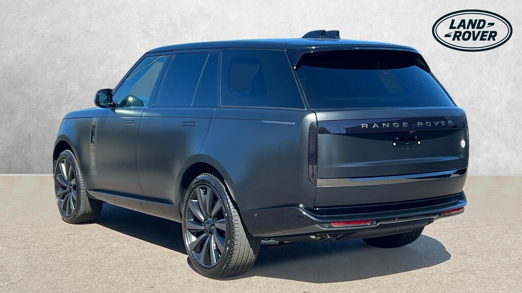 Land Rover Range Rover Sv Black #2